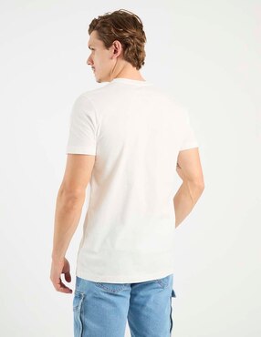 Playera Funimation cuello redondo para hombre