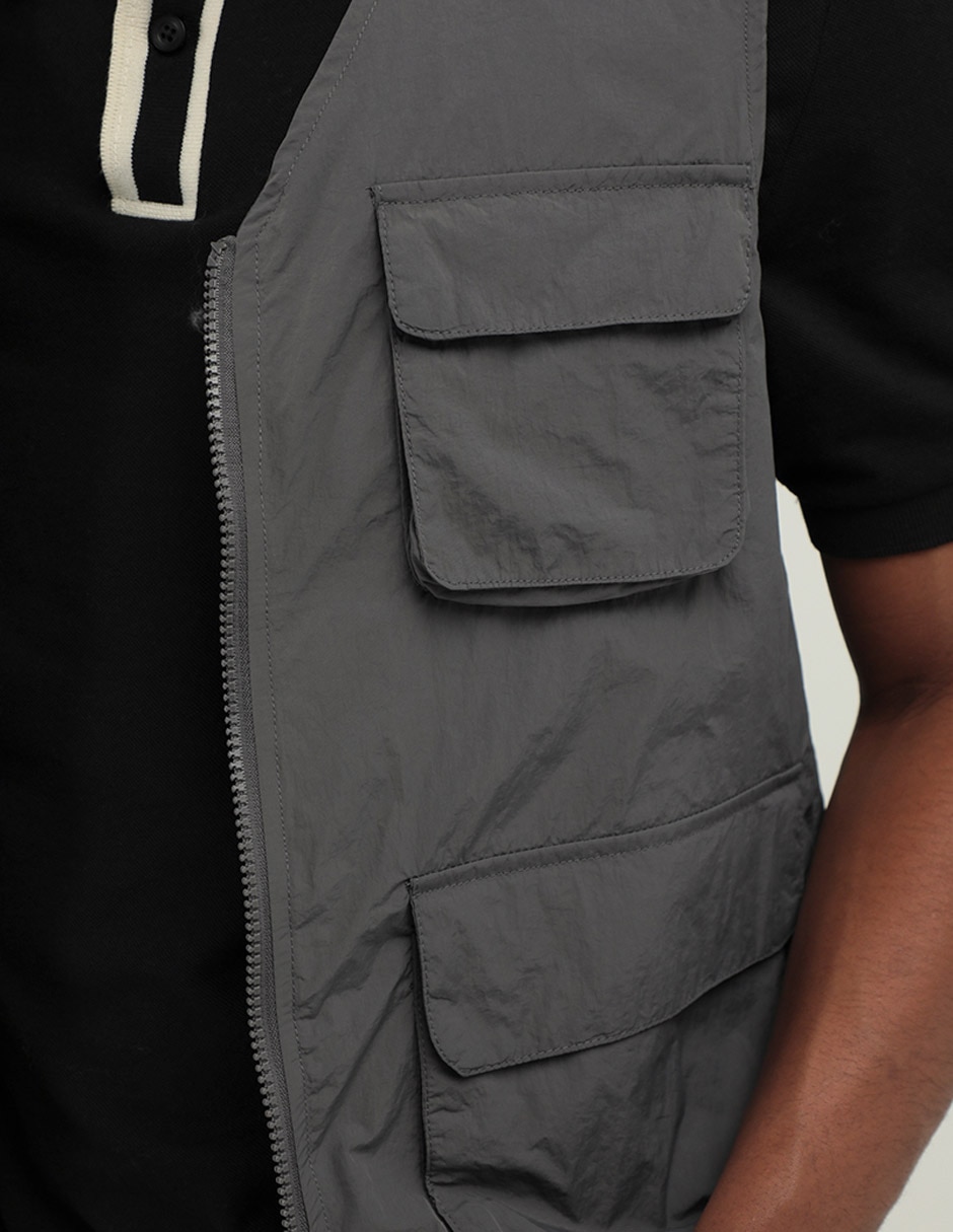 Chaleco con bolsillos para hombre 4