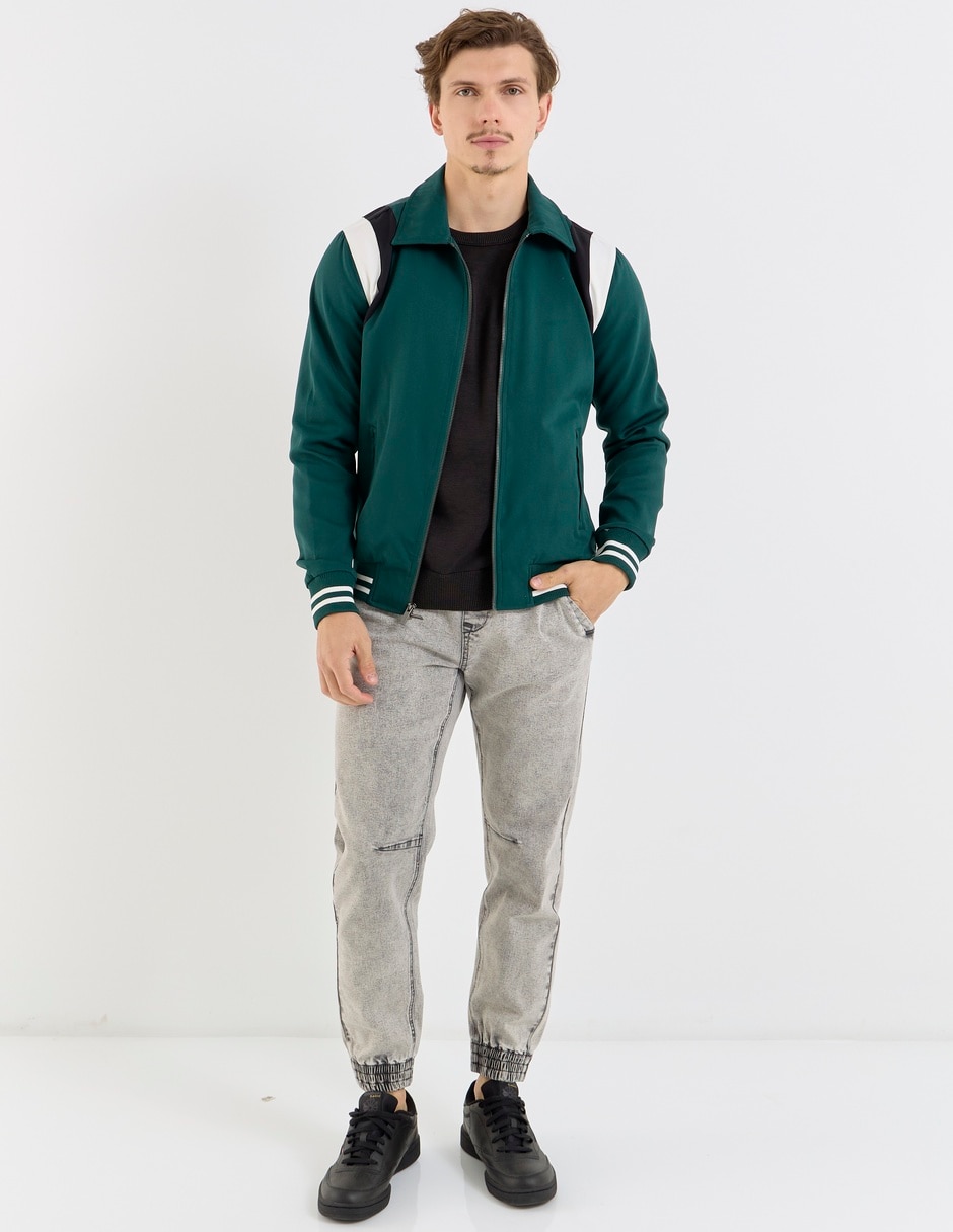 Jeans jogger slim deslavado para hombre 2