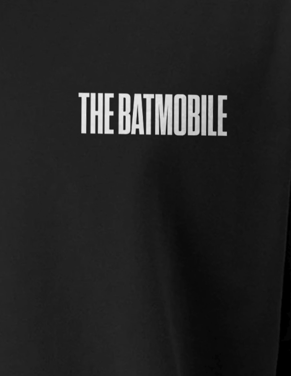 Playera Batman: The Batmobile cuello redondo para hombre 4