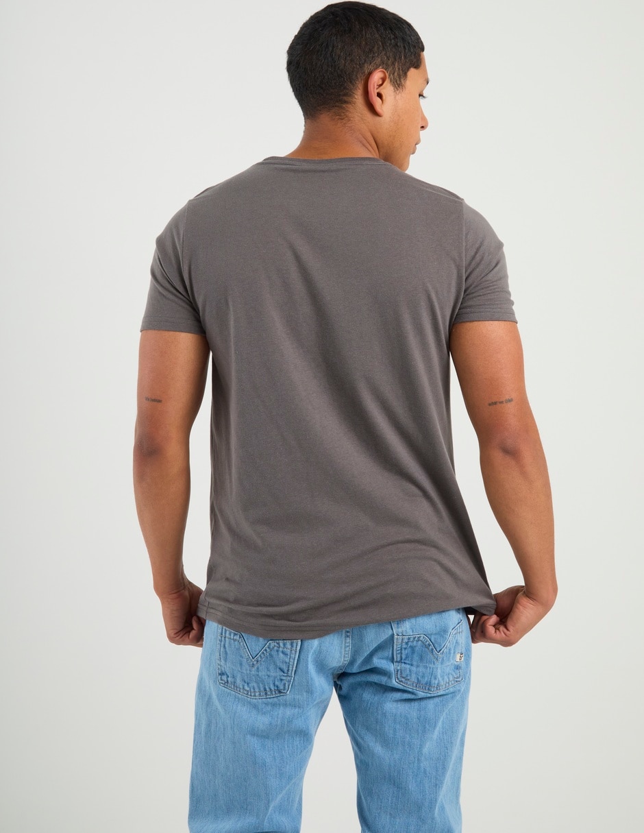Playera cuello redondo para hombre 6